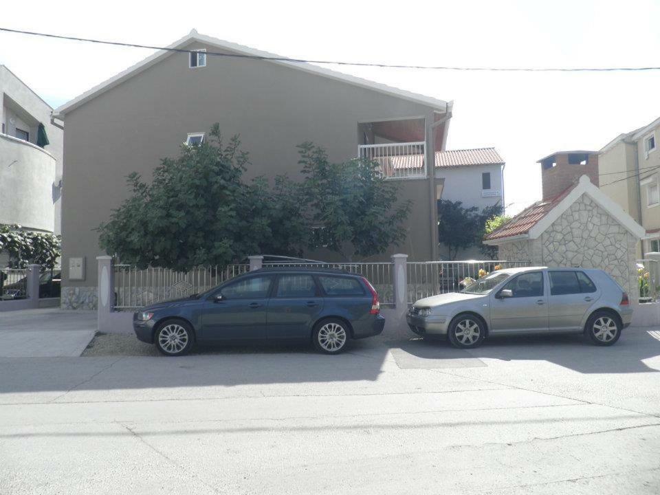 Guest House Karlo Bibinje Exteriér fotografie
