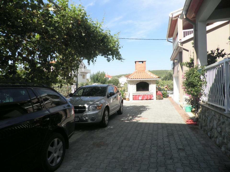 Guest House Karlo Bibinje Exteriér fotografie