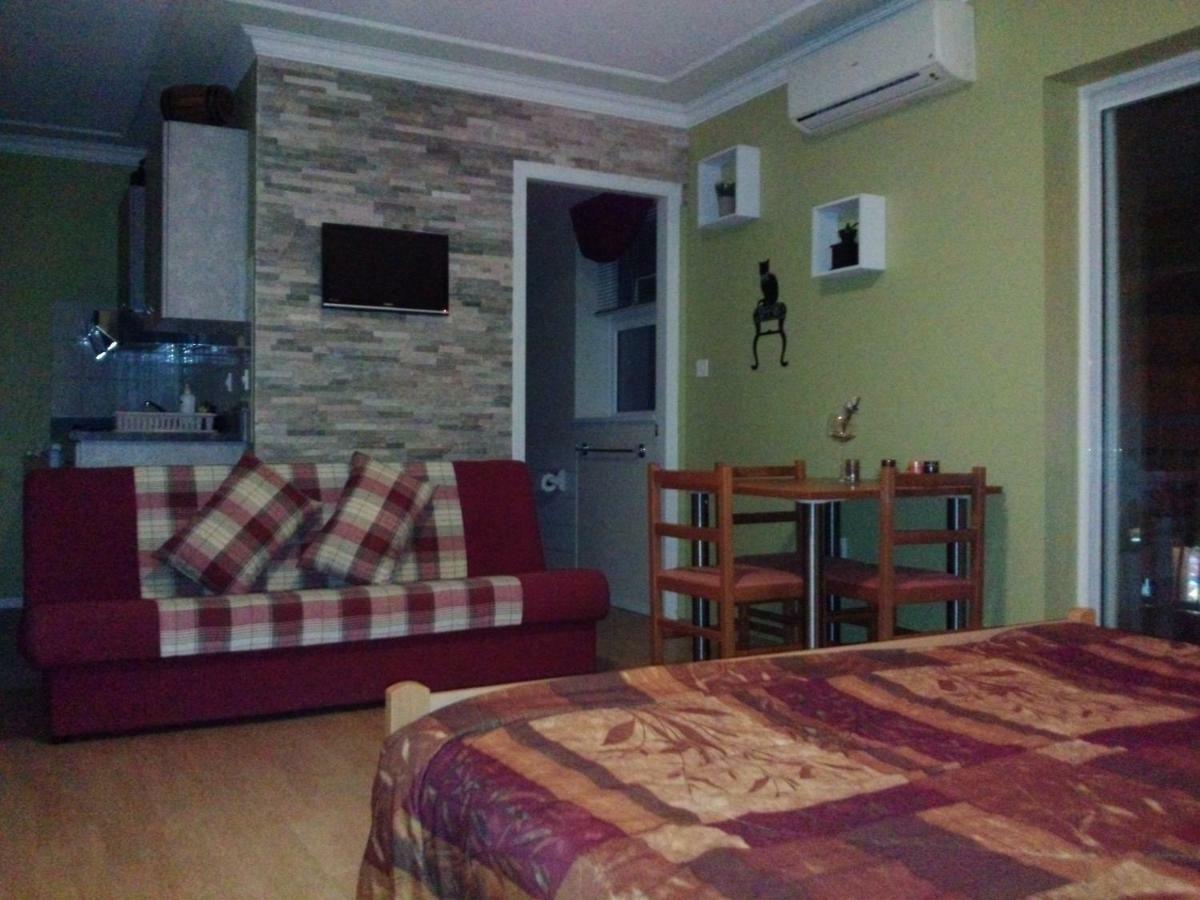 Guest House Karlo Bibinje Exteriér fotografie