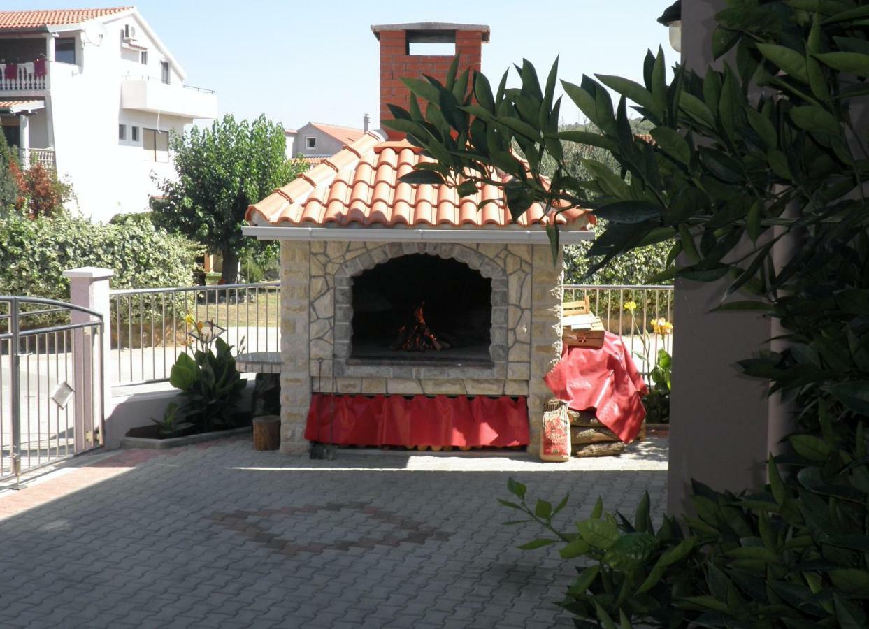 Guest House Karlo Bibinje Exteriér fotografie